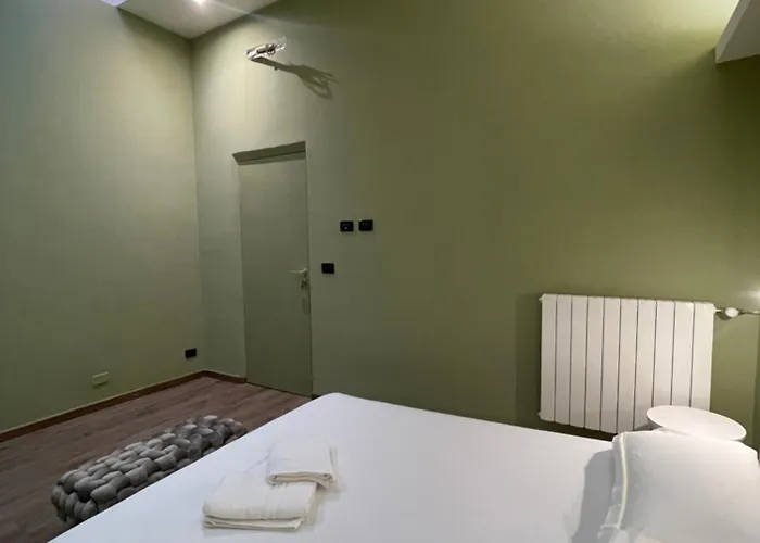 Talia - Genoa With 24-hour Check-in Near Brignole Station * Roma
