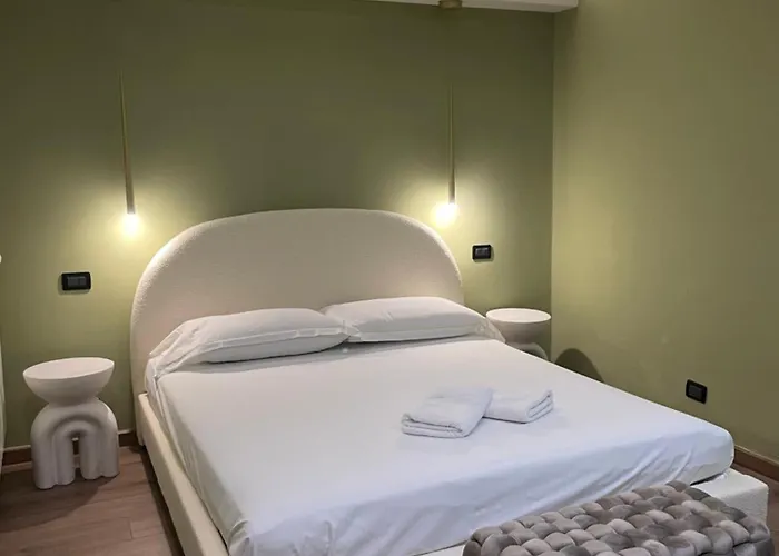 Talia - Genoa With 24-hour Check-in Near Brignole Station * Roma